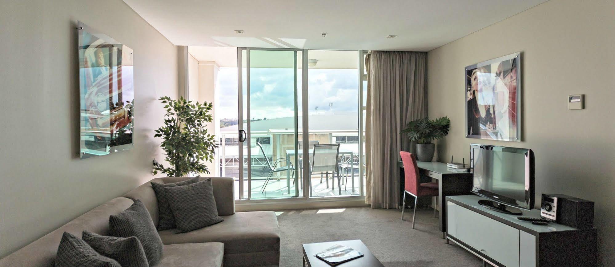 Adelaide Dress Circle Apartments - North Terrace Exterior foto